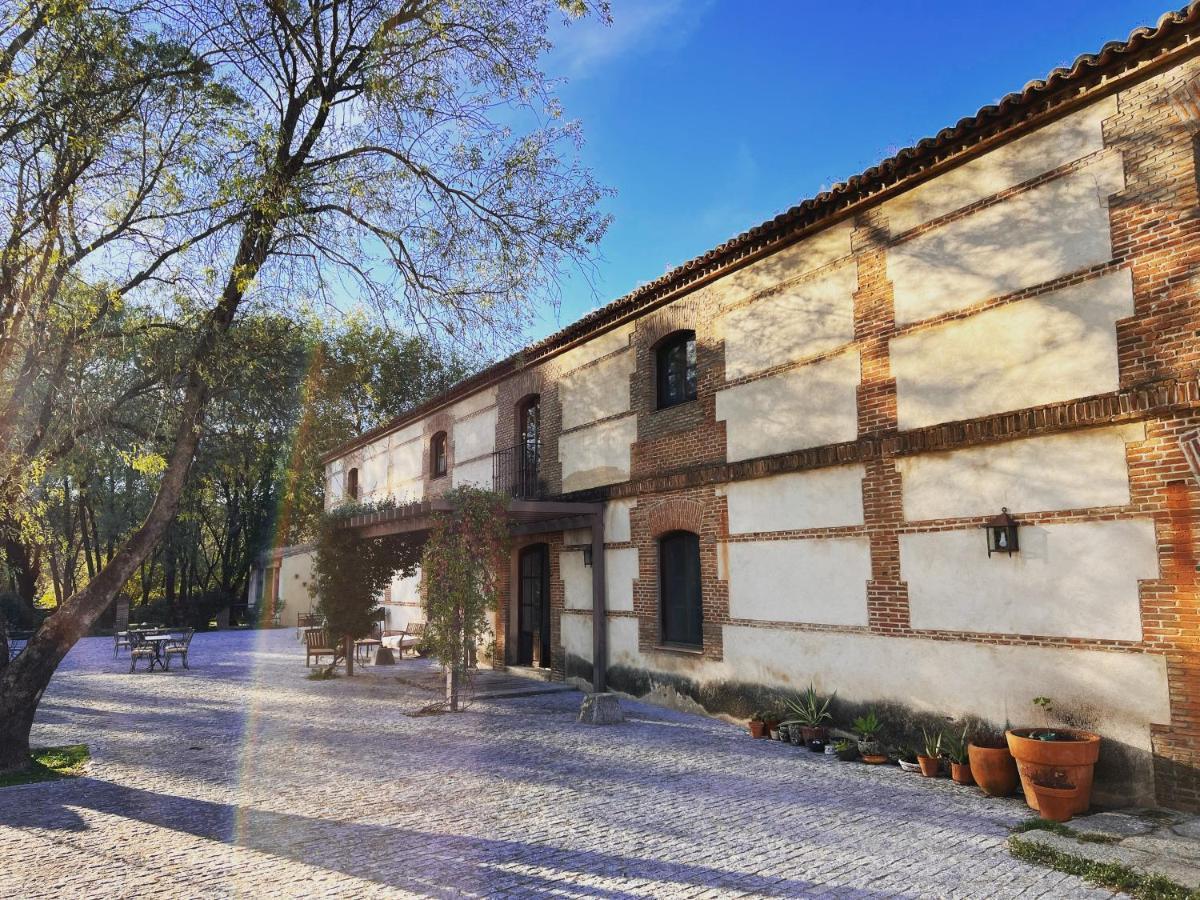 Posada Rural La Resinera La Adrada Bagian luar foto